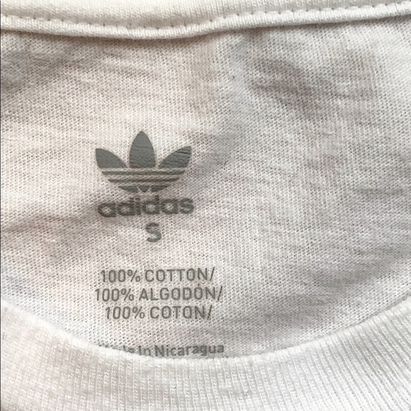 Adidas Die Marke Mit Den t-shirt. - Picture 2 of 5